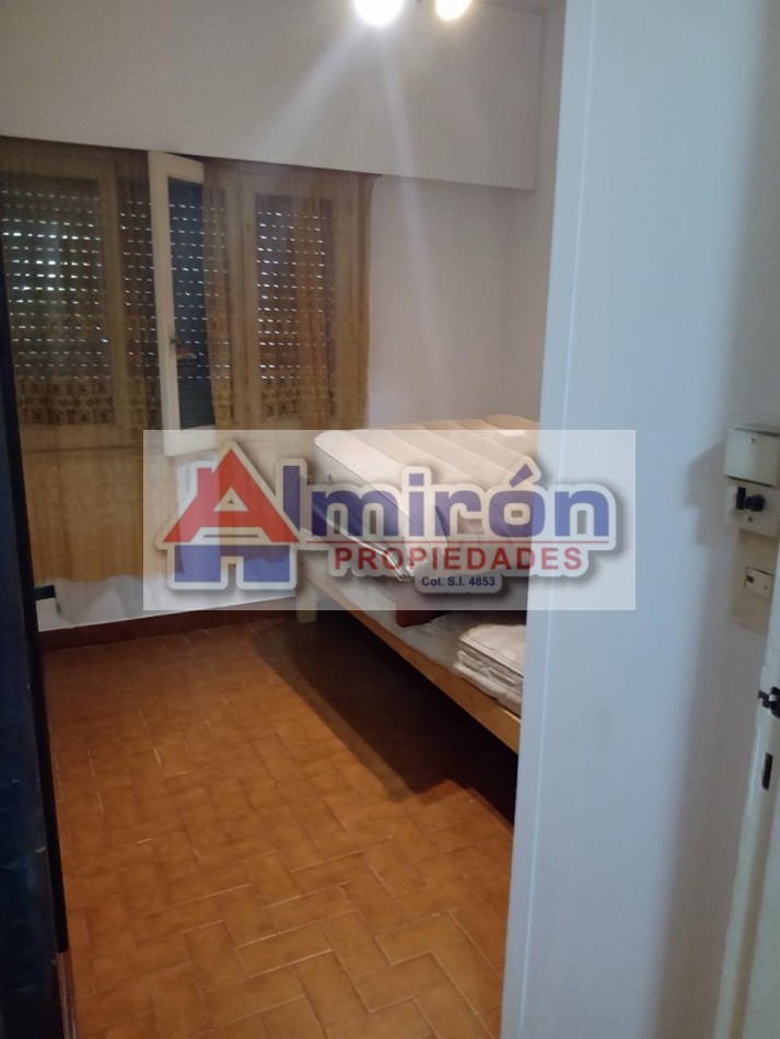 AA - 233 - Villa Adelina