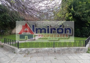 AA - 270 Villa Adelina.